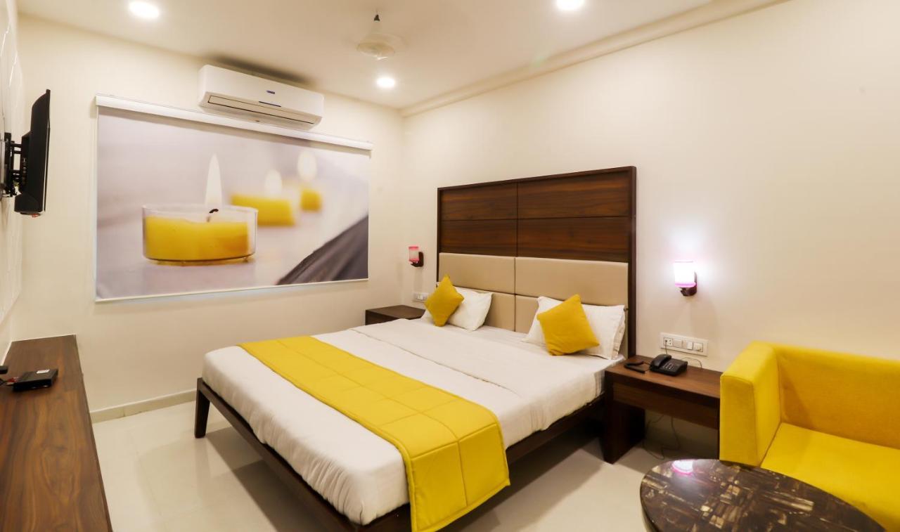 Royal Inn Hotel Ambaji Exterior photo